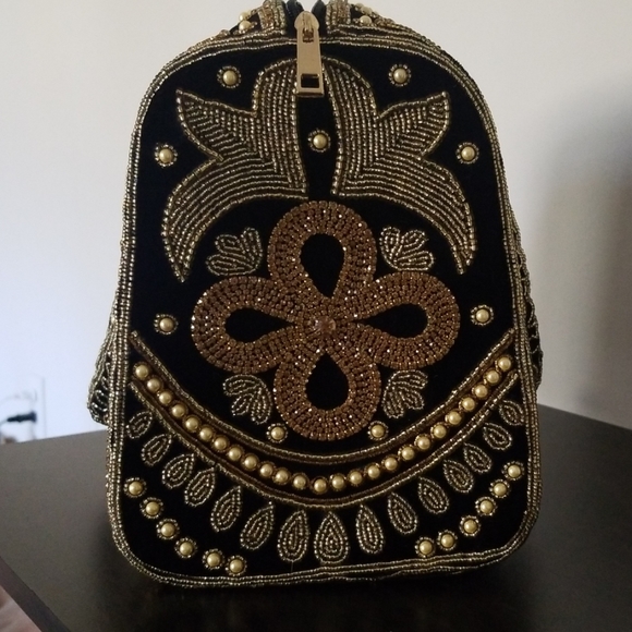 Handmade Purse - Picture 2 of 8